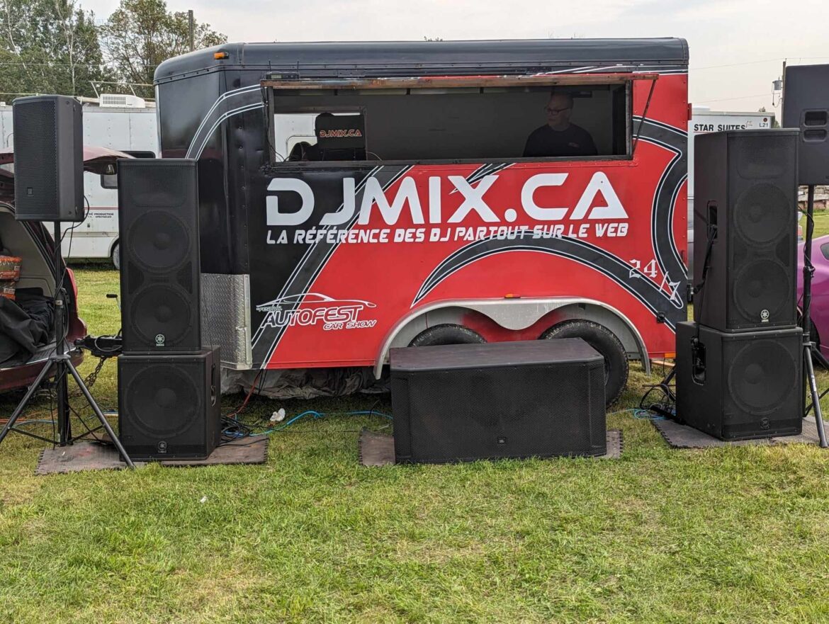 Booth DJ extérieur (Trailer)